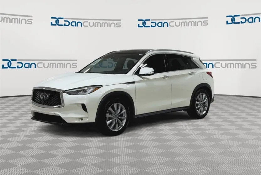 2019 Infiniti QX50 Essential photo 1