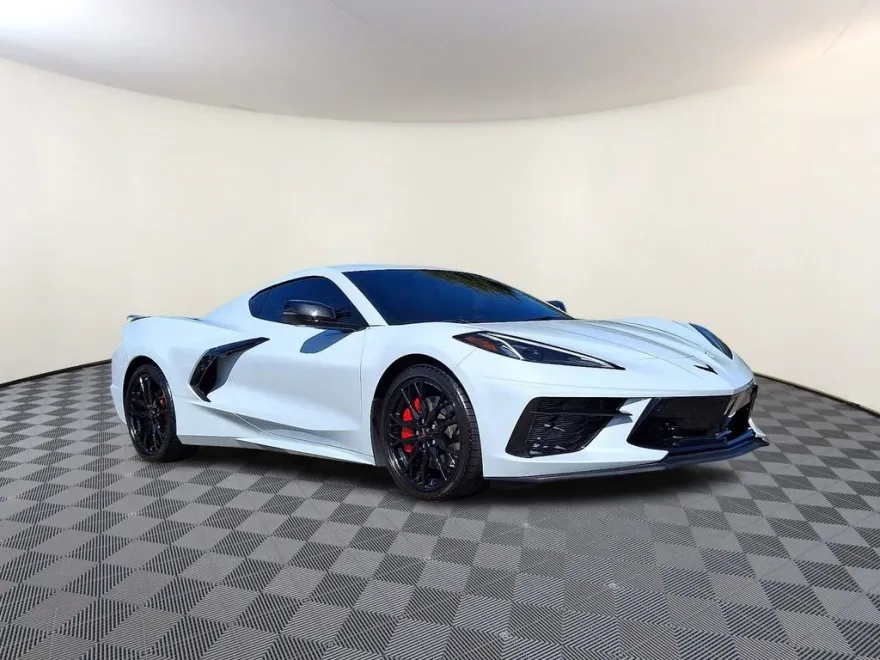2023 Chevrolet Corvette Stingray 2LT photo 1