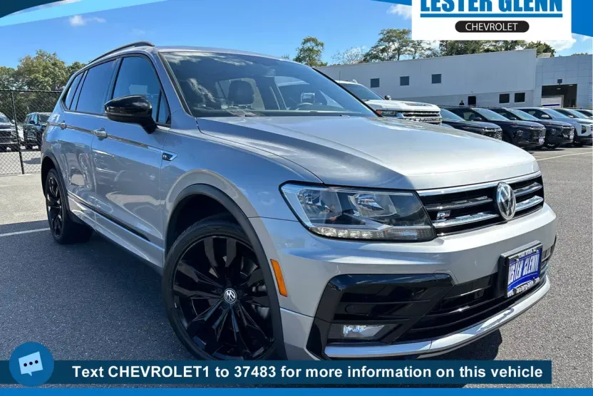2021 Volkswagen Tiguan SE photo 1