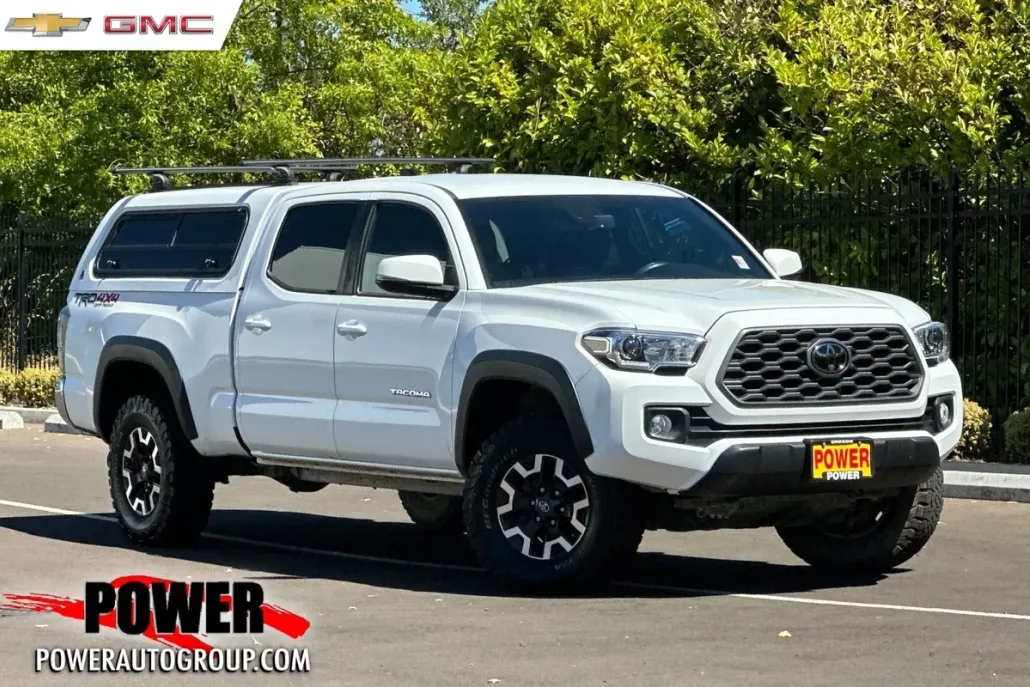 2022 Toyota Tacoma 4x4 SR5 photo 1