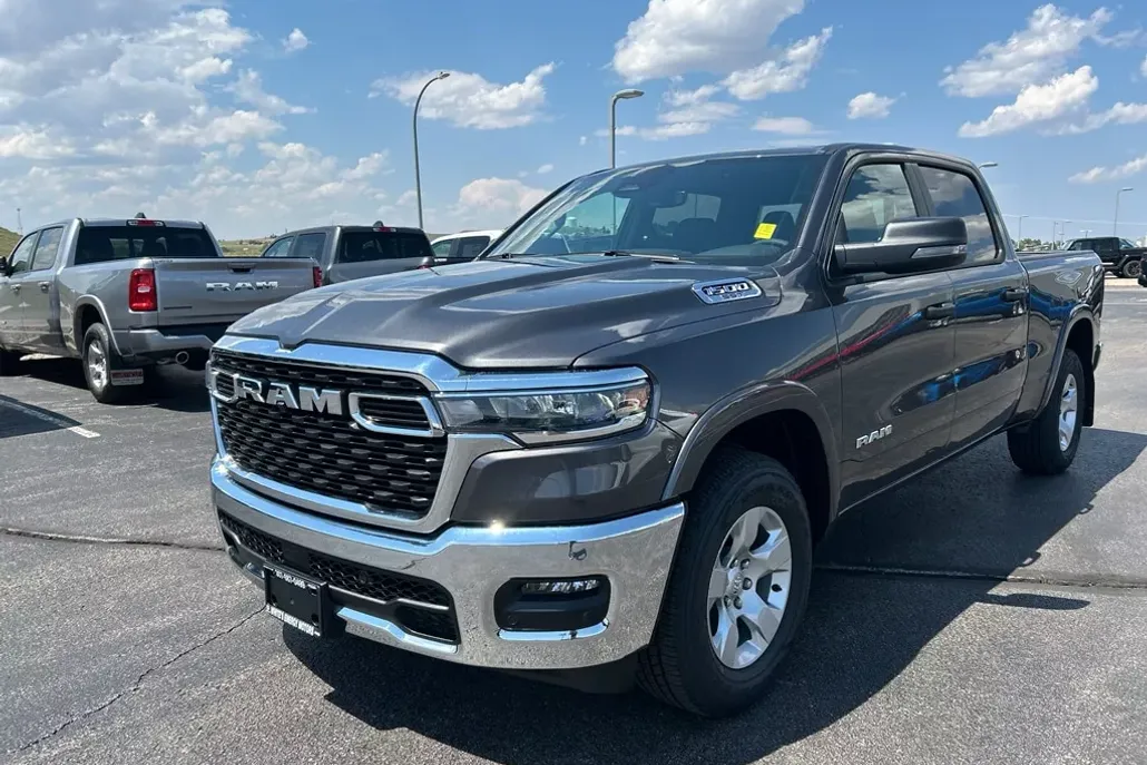 2025 Ram 1500 Big Horn photo 1