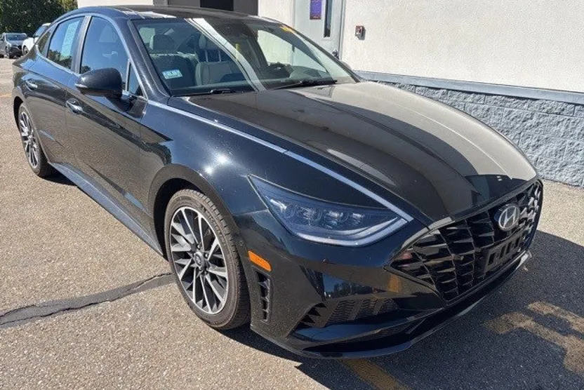 2023 Hyundai Sonata Limited photo 1