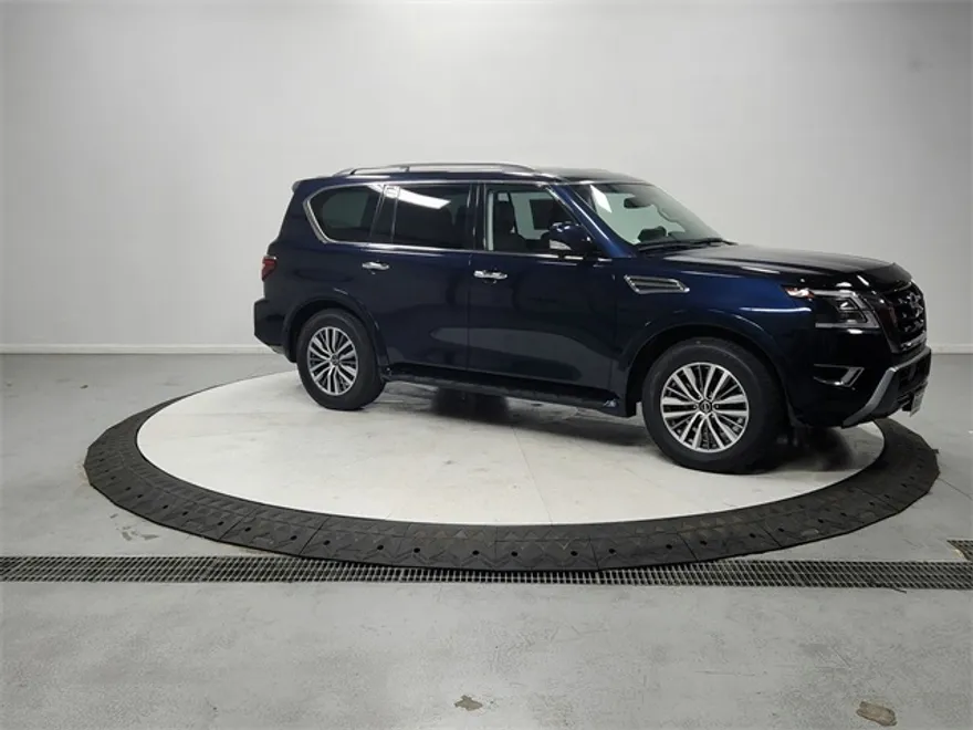 2023 Nissan Armada SL photo 1