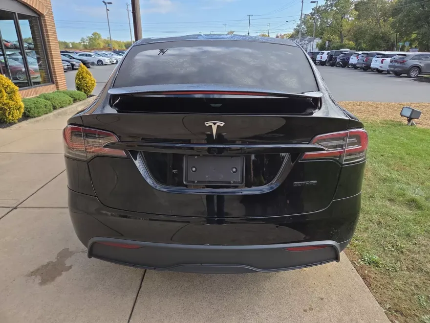 2022 Tesla Model X photo 1