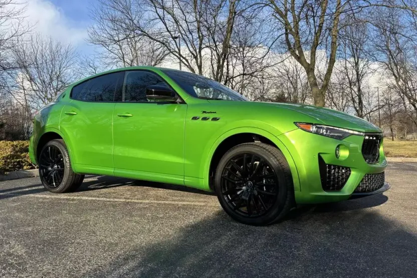 2023 Maserati Levante Modena photo 1