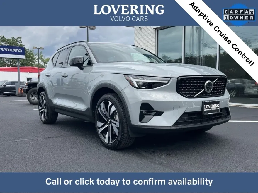 2024 Volvo XC40 Ultimate photo 1