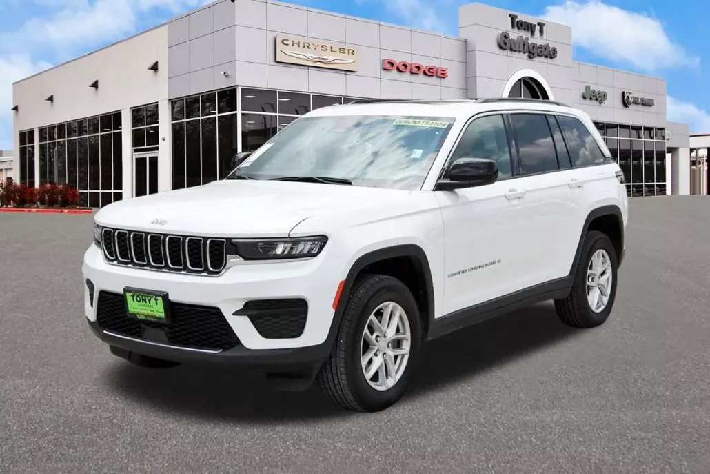 2025 Jeep Grand Cherokee Laredo photo 1