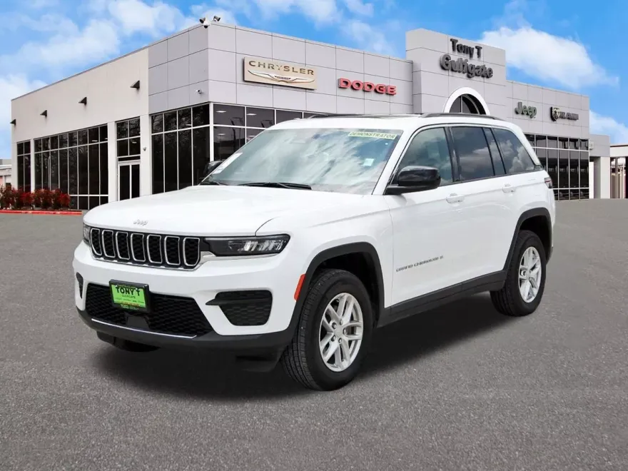 2025 Jeep Grand Cherokee Laredo photo 1