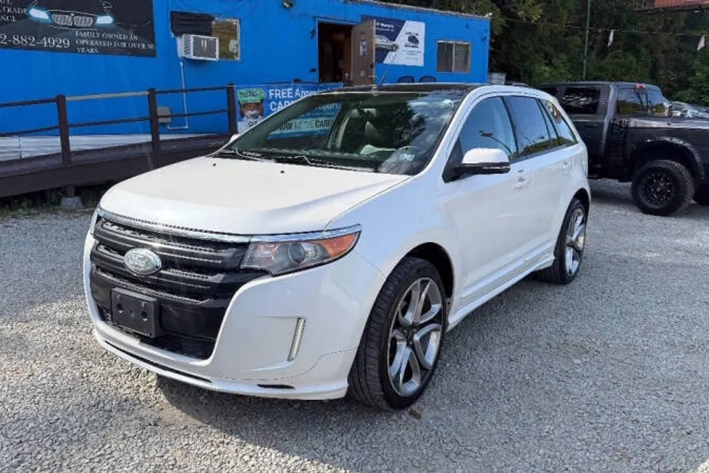 2013 Ford Edge Sport photo 1