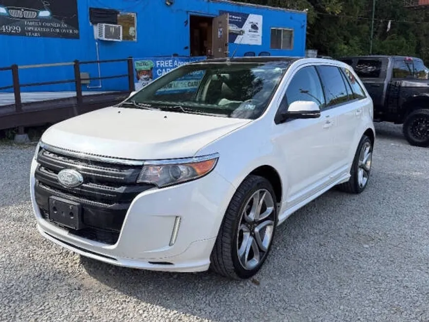 2013 Ford Edge Sport photo 1