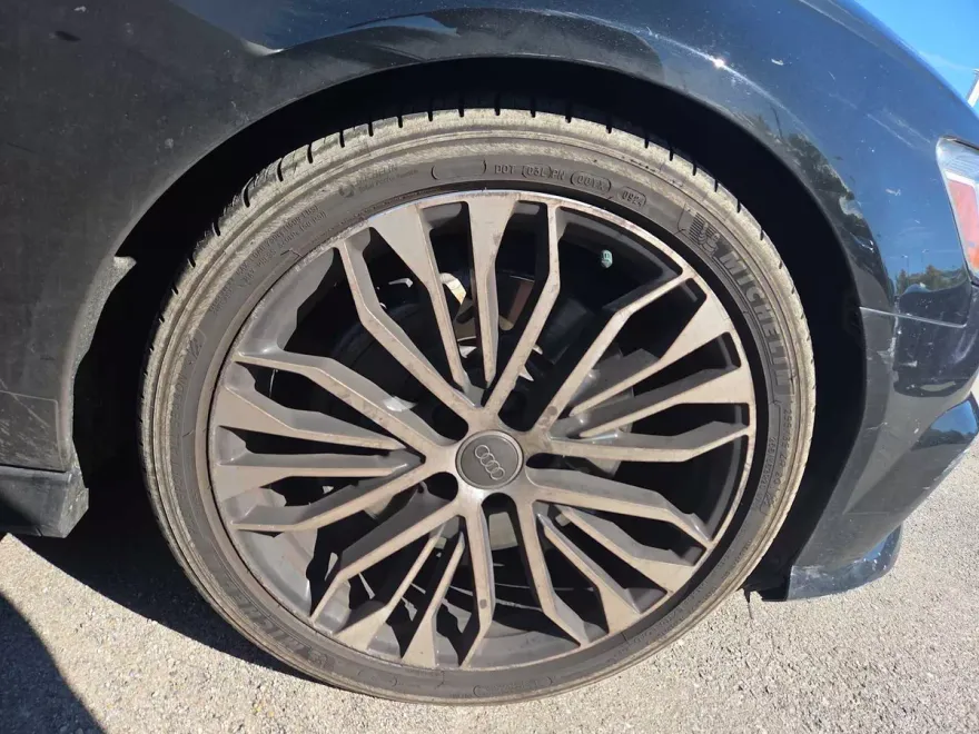 2018 Audi A6 Premium photo 1