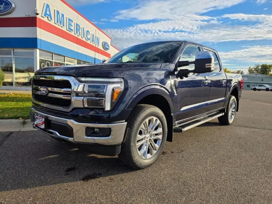 2025 Ford F-150 Lariat photo 1