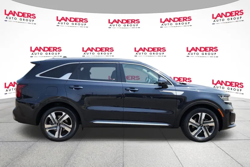 2022 Kia Sorento Plug-In Hybrid SX photo 1