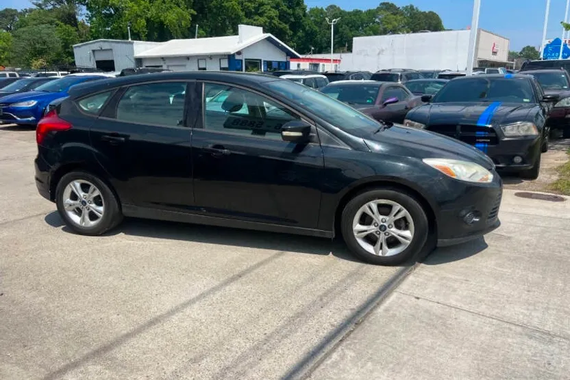 2013 Ford Focus SE photo 1