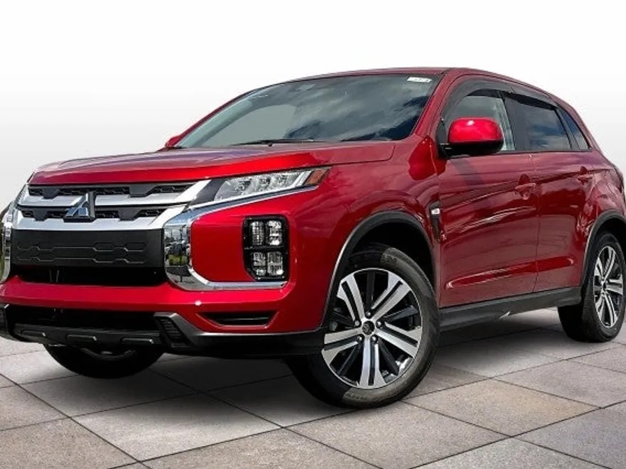 2025 Mitsubishi Outlander Sport ES photo 1