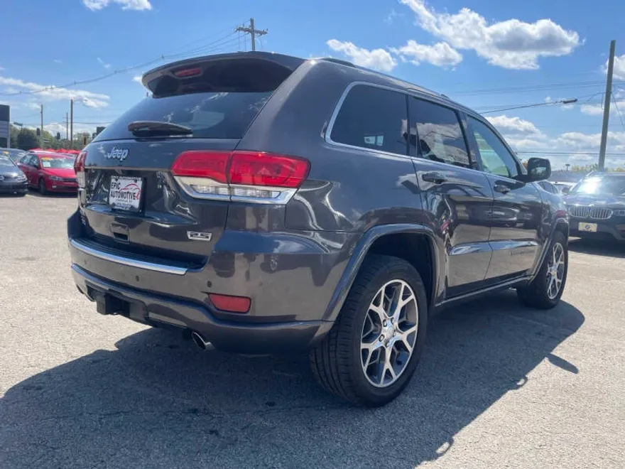 2018 Jeep Grand Cherokee Sterling Edition photo 1