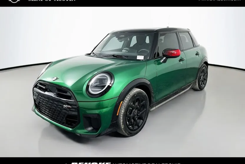 2026 Mini Cooper 4 Door Hardtop S Iconic photo 1