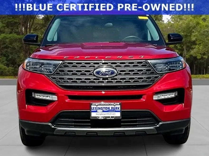 2023 Ford Explorer XLT photo 1