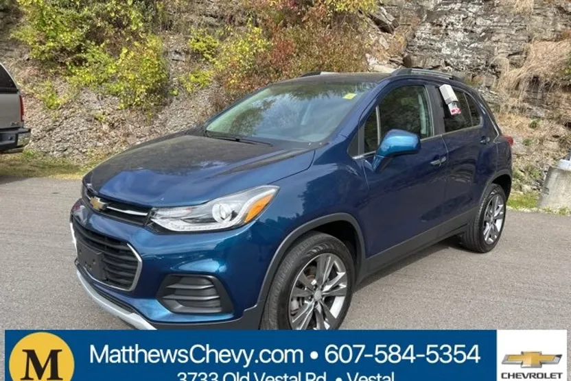 2020 Chevrolet Trax LT photo 1