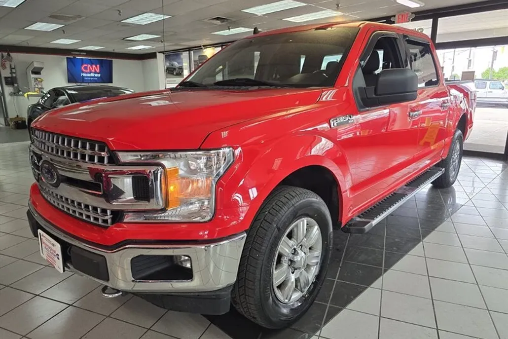 2019 Ford F-150 XLT photo 1