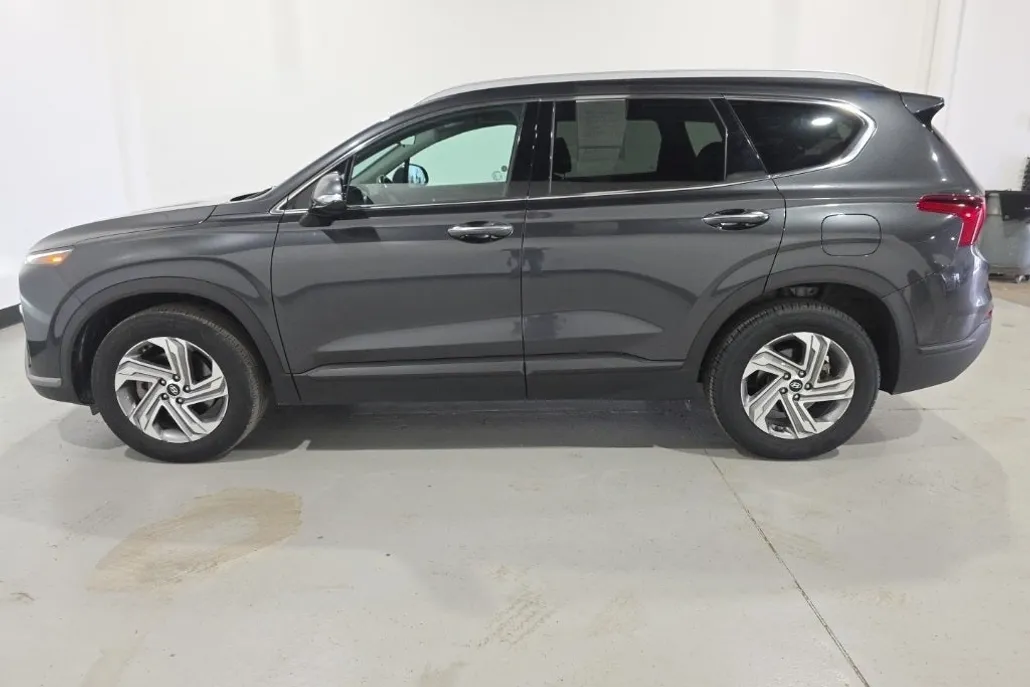 2023 Hyundai Santa Fe SEL photo 1
