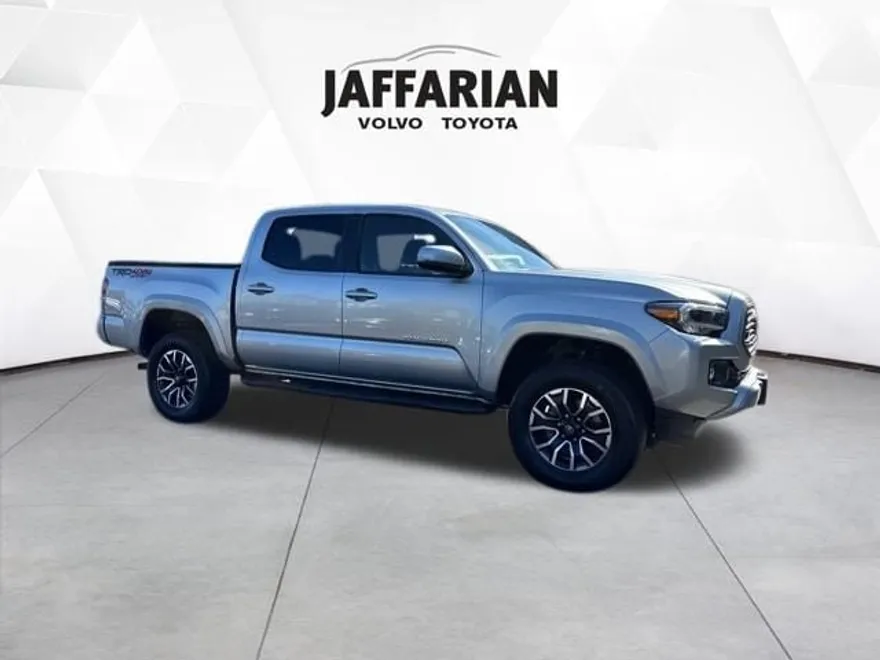 2023 Toyota Tacoma TRD Sport photo 1