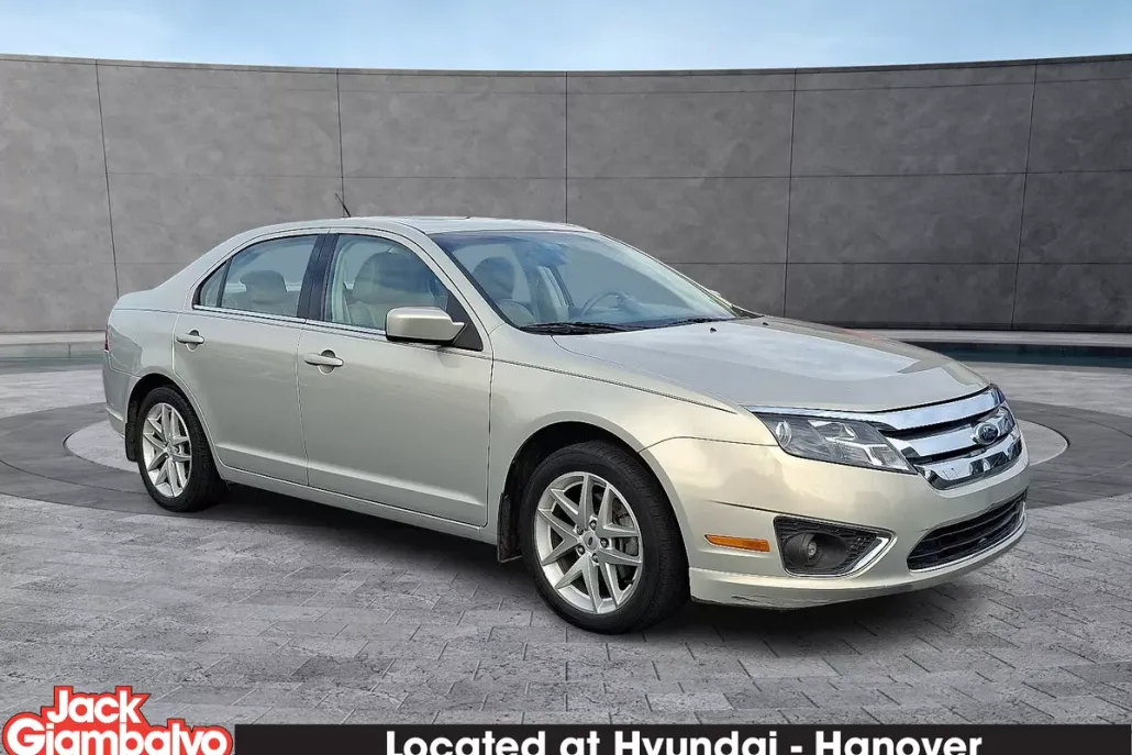 2010 Ford Fusion SEL photo 1