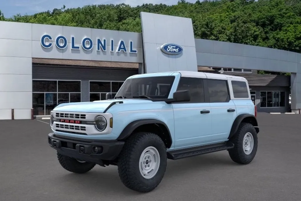 2025 Ford Bronco Heritage photo 1