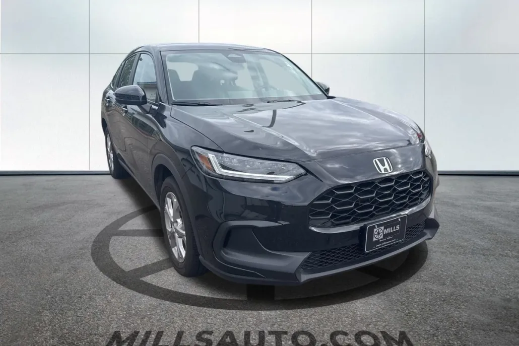 2023 Honda HR-V LX photo 1