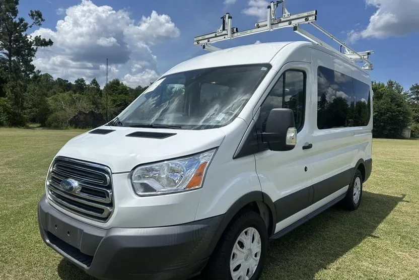 2018 Ford Transit Van photo 1