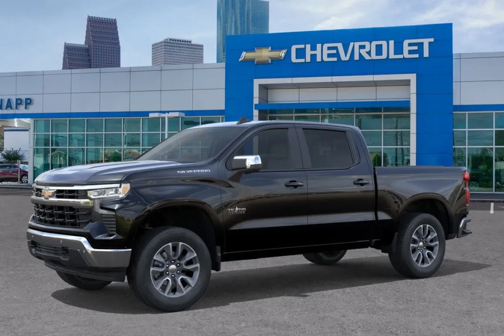 2026 Chevrolet Silverado 1500 LT photo 1