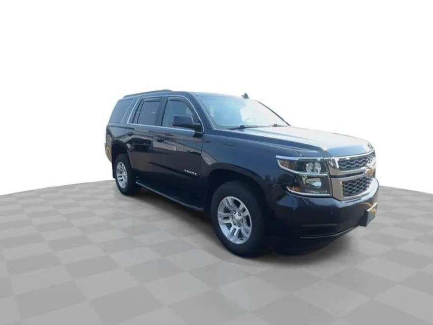 2020 Chevrolet Tahoe LT photo 1