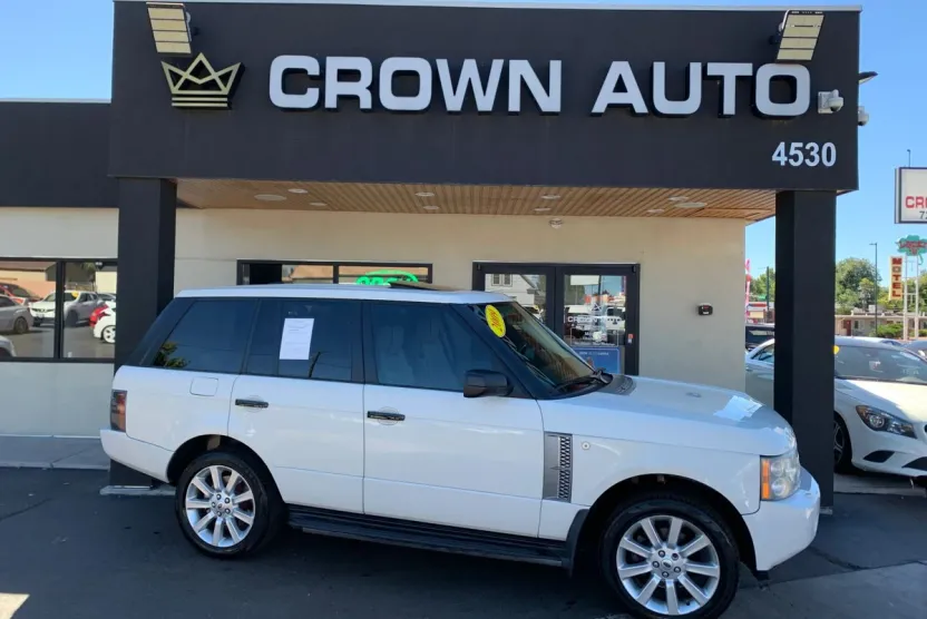 2009 Land Rover Range Rover HSE photo 1