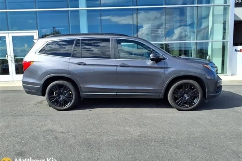 2021 Honda Pilot Special Edition photo 1