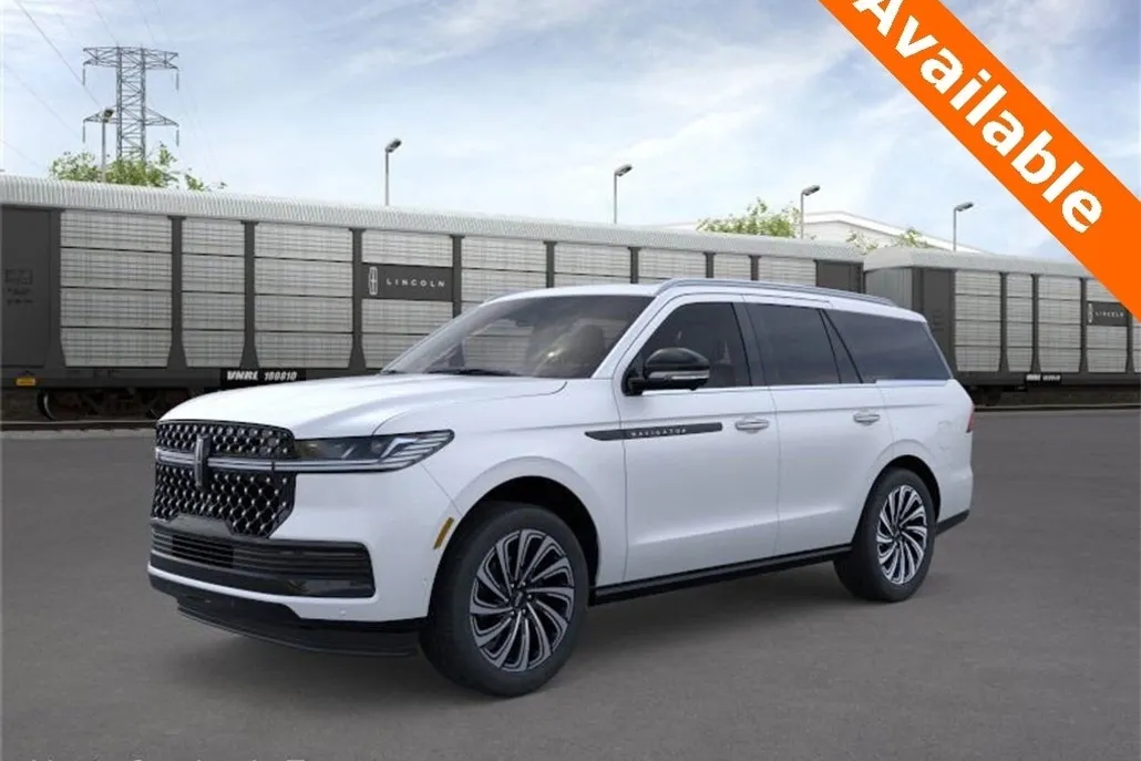 2025 Lincoln Navigator Black Label photo 1