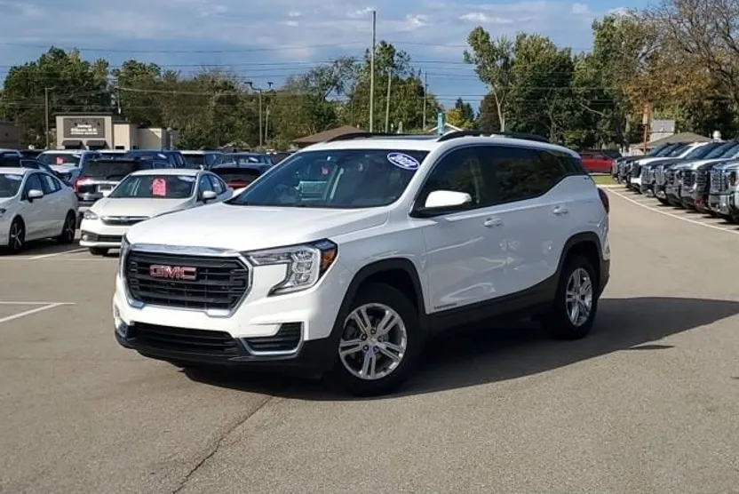 2022 Gmc Terrain SLE photo 1