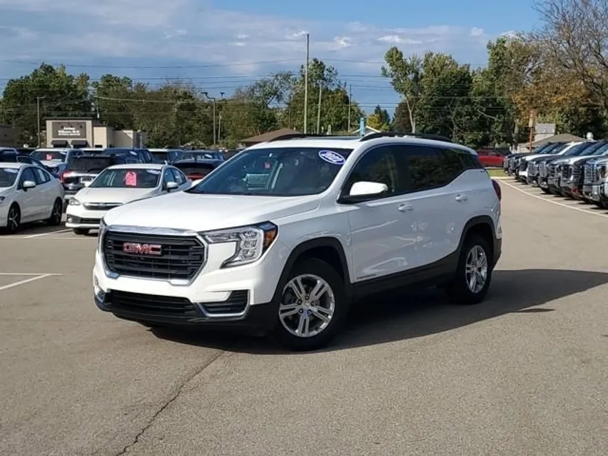2022 Gmc Terrain SLE photo 1