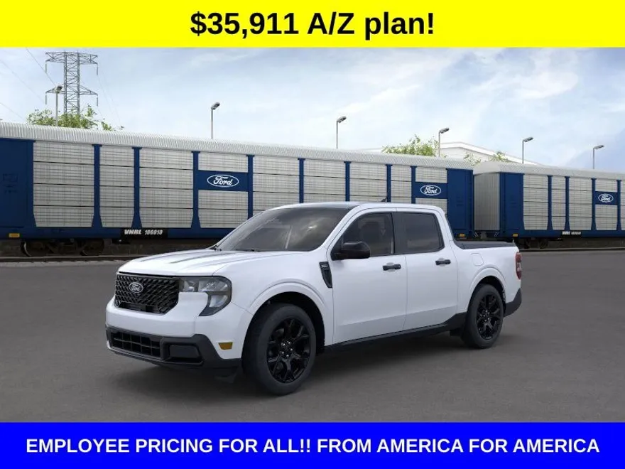2025 Ford Maverick XLT photo 1