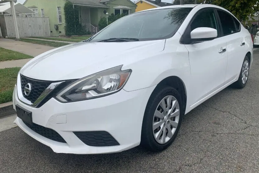2017 Nissan Sentra S photo 1