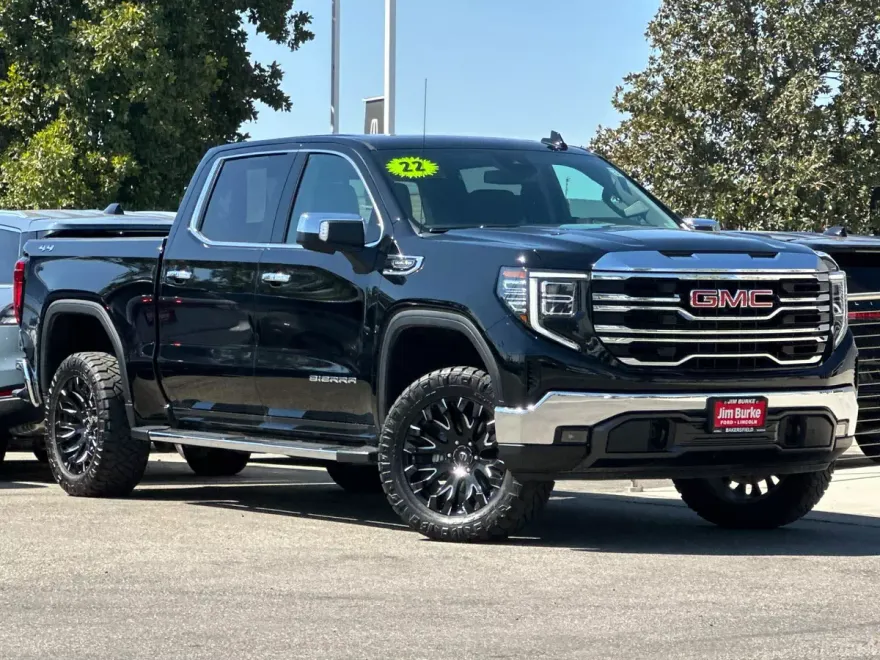 2022 Gmc Sierra 1500 SLT photo 1