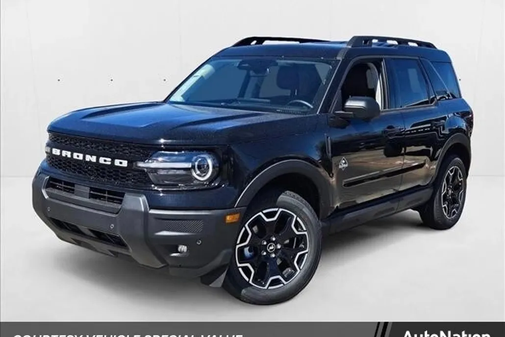 2025 Ford Bronco Sport Outer Banks photo 1