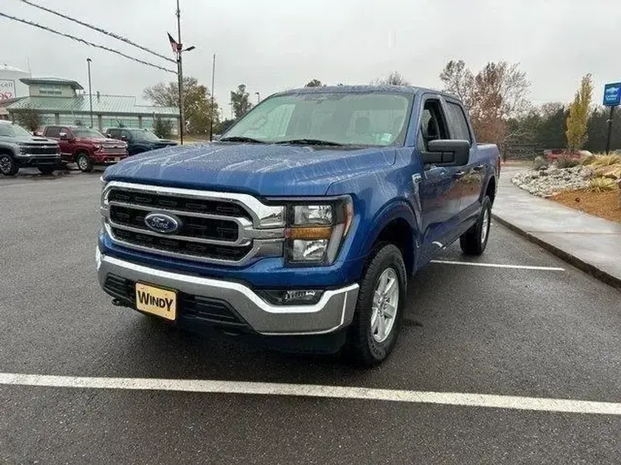 2023 Ford F-150 XLT photo 4