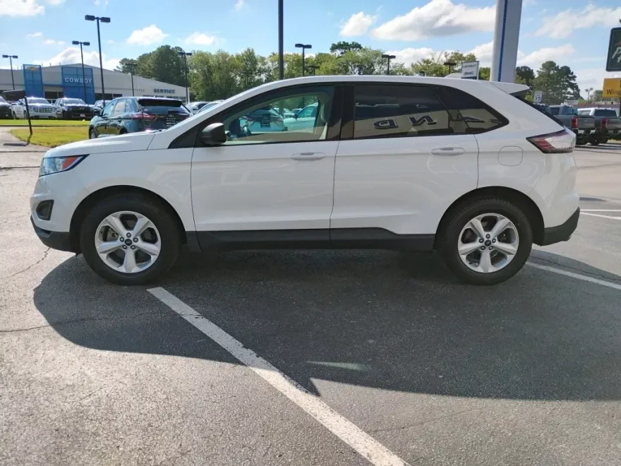 2018 Ford Edge SE photo 1