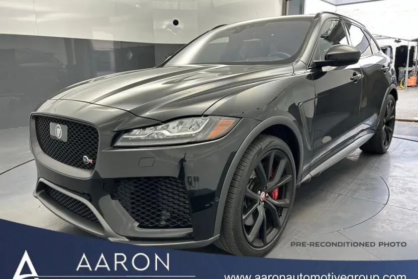 2020 Jaguar F-PACE SVR photo 1