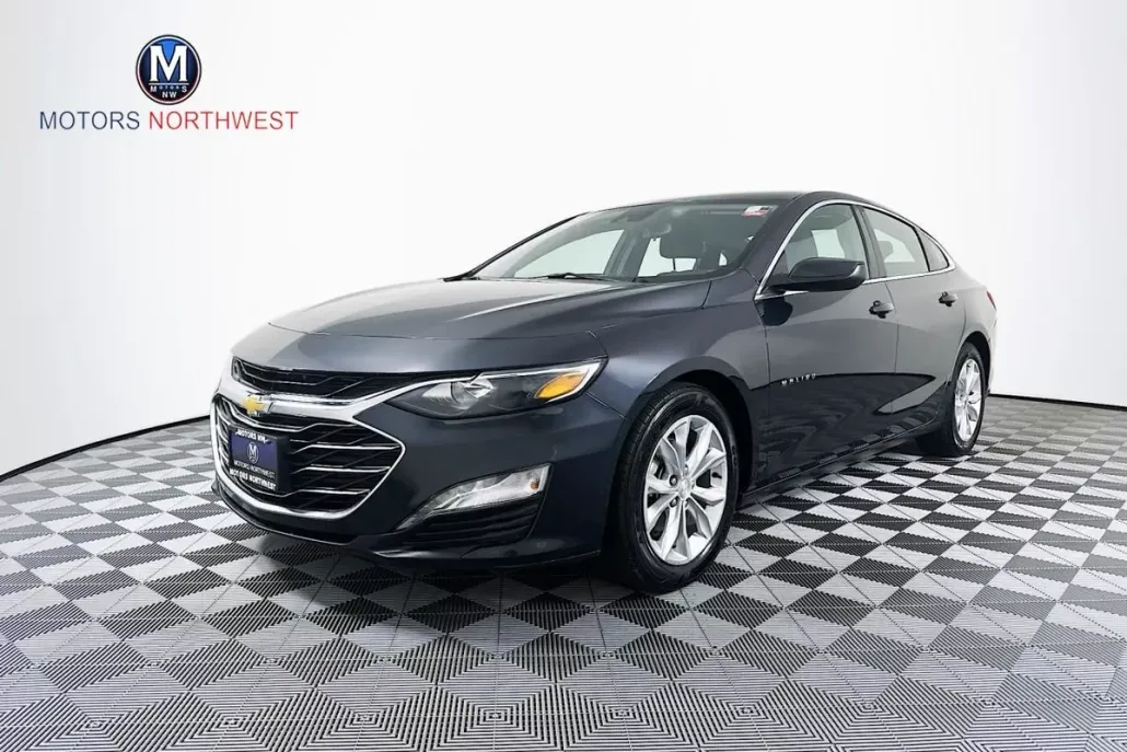 2023 Chevrolet Malibu 1LT photo 1