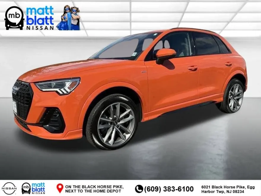 2024 Audi Q3 S line Premium Plus photo 1