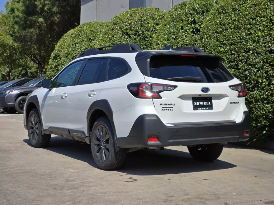 2025 Subaru Outback Onyx Edition photo 1