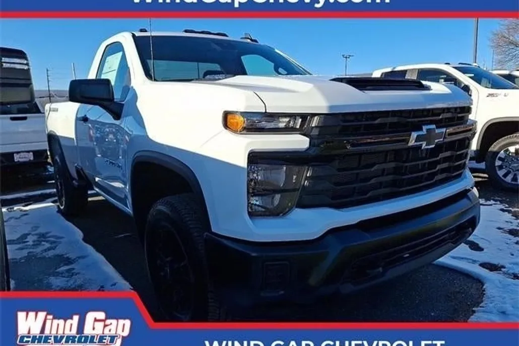 2025 Chevrolet Silverado 2500HD photo 1