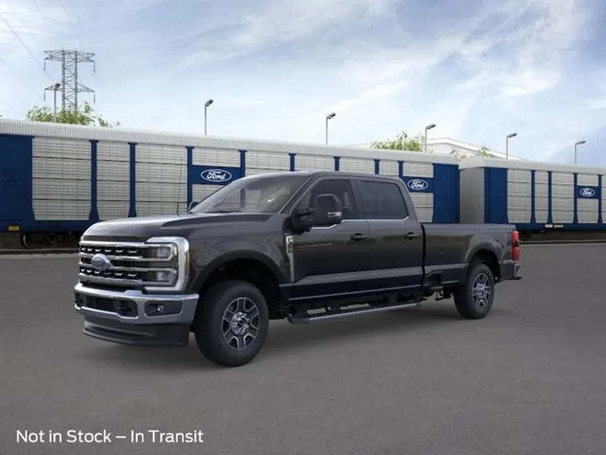 2026 Ford F-350 Lariat photo 1