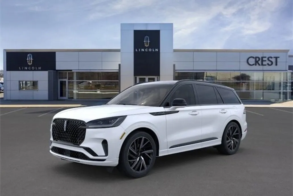 2025 Lincoln Aviator Black Label photo 1